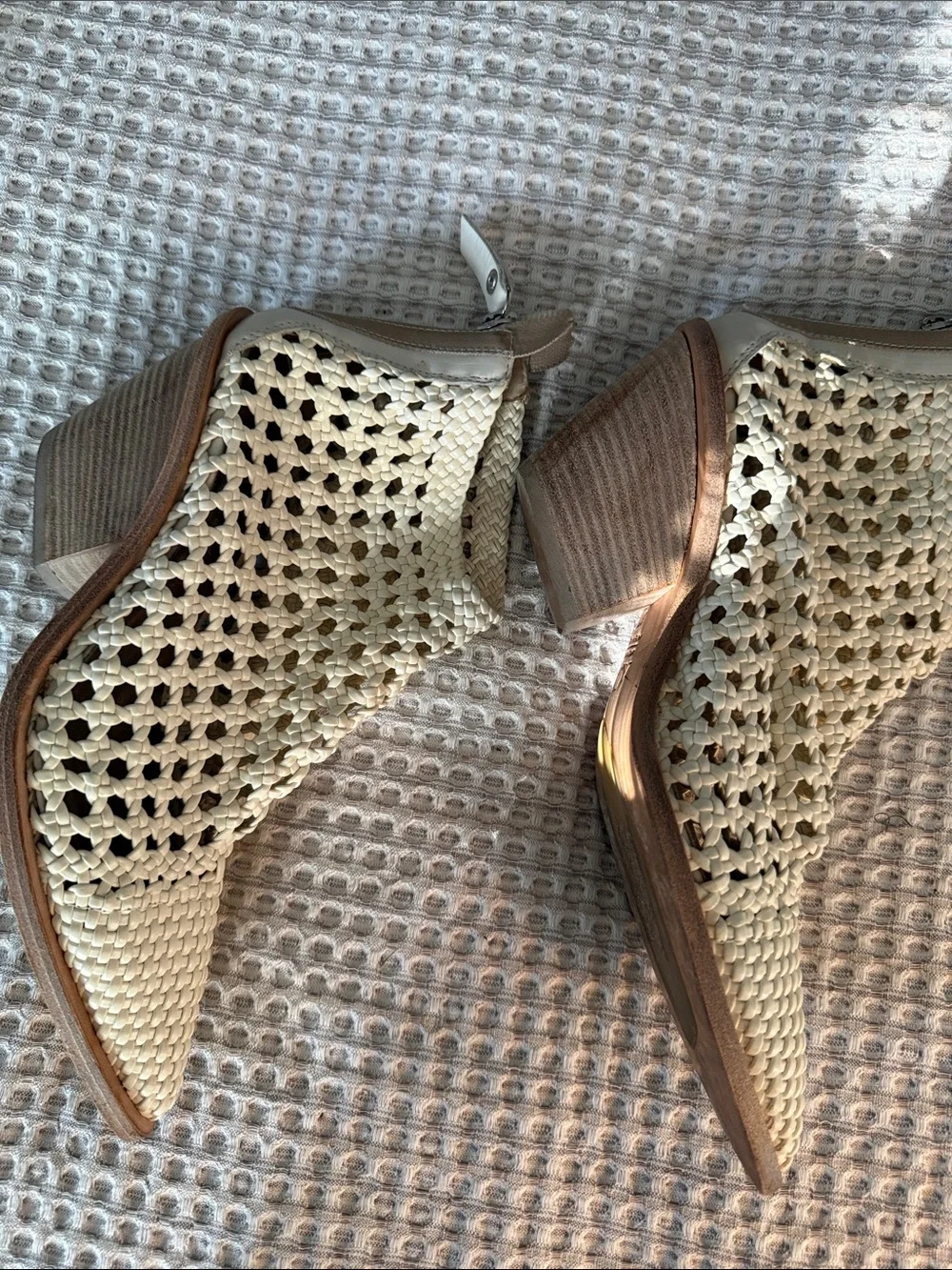Agl Cream Woven Pointed-Toe Ankle Booties in size 37 - Picture 2 of 5